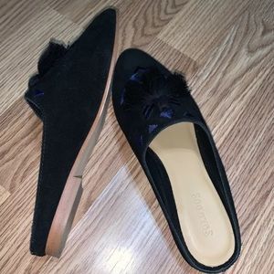 Soludos Palazzo Mule Black Embroidery Tassel